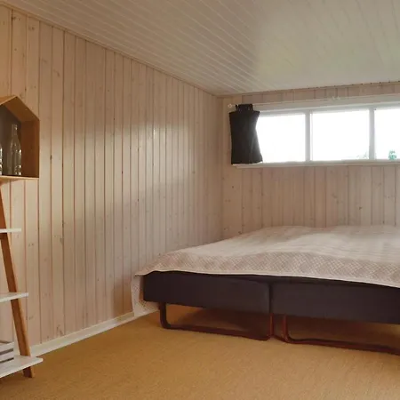 Three-bedroom Holiday In Ulfborg Fjand Gårde